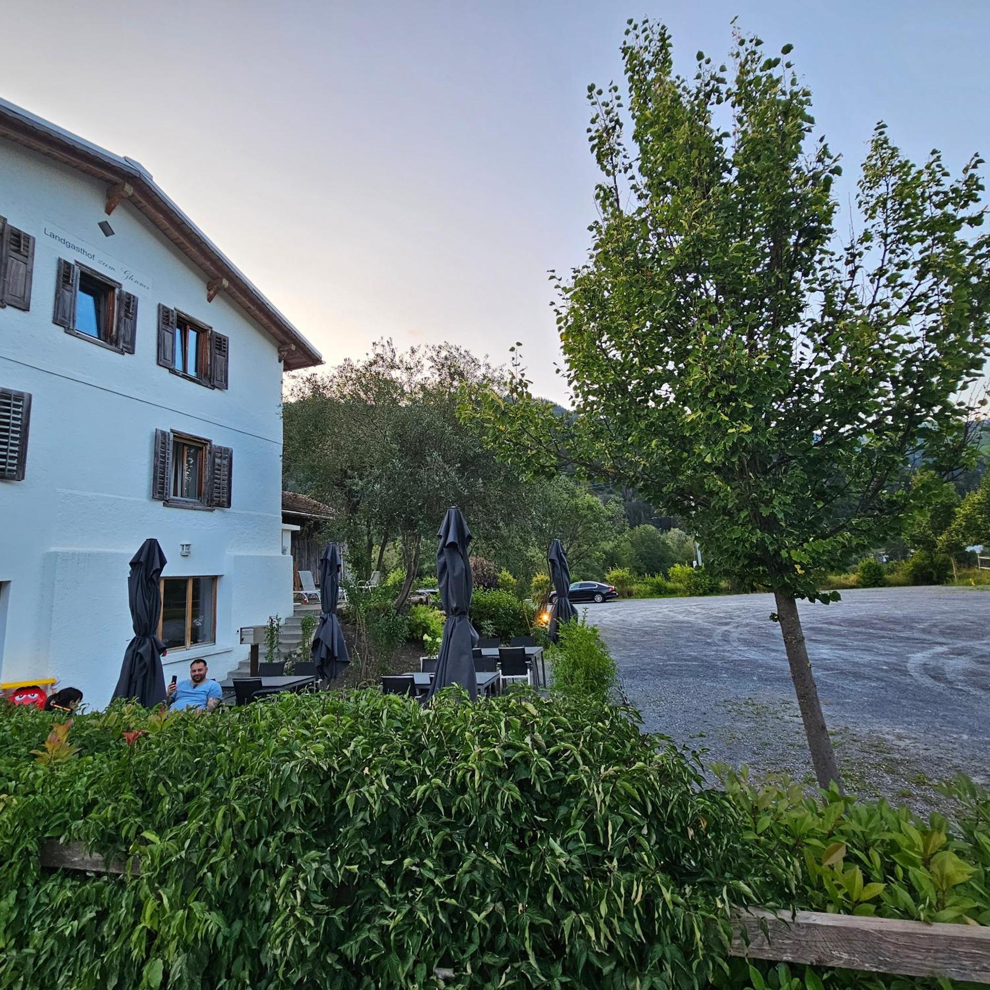 Landgasthof Zum Glenner Ilanz/Glion Екстериор снимка